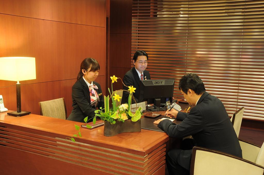 Hotel Yokohama Garden Exterior photo