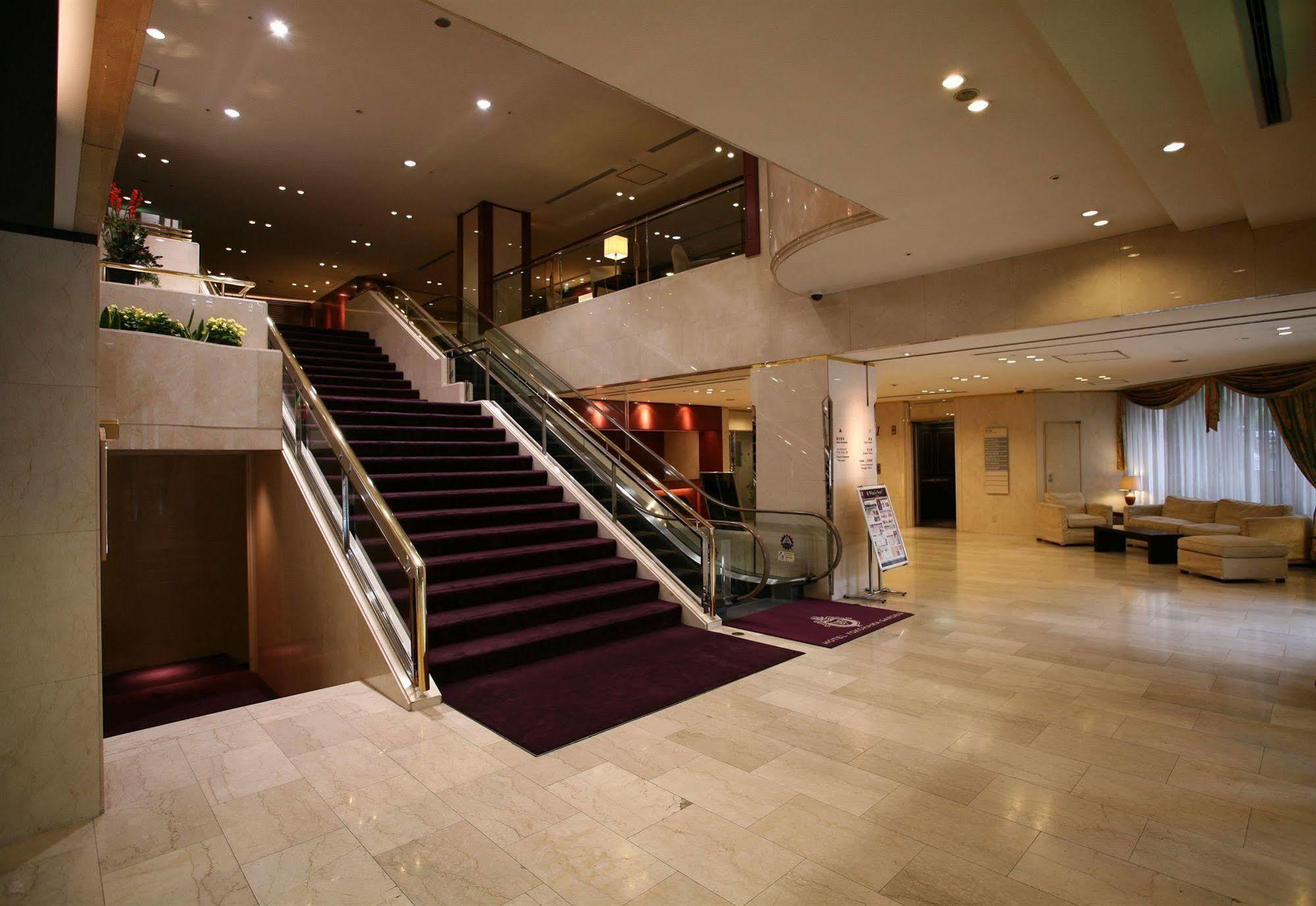 Hotel Yokohama Garden Exterior photo