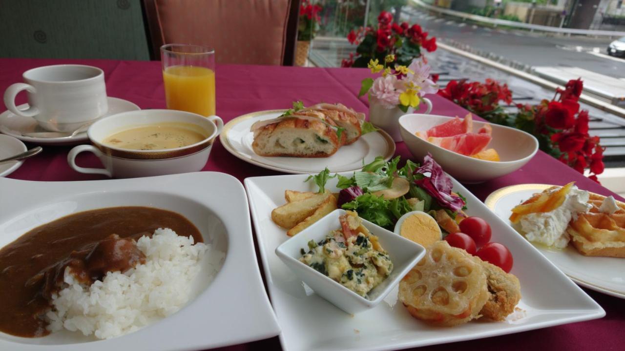 Hotel Yokohama Garden Exterior photo